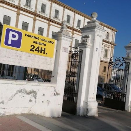 Apartamento El Tanguillo Little Apartments Cadiz Exterior photo
